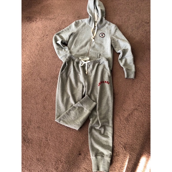 converse jogging suits